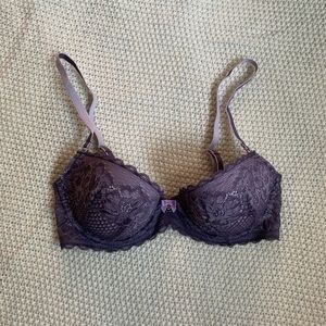 Betsey Johnson Lightly Lined Bra (30D)